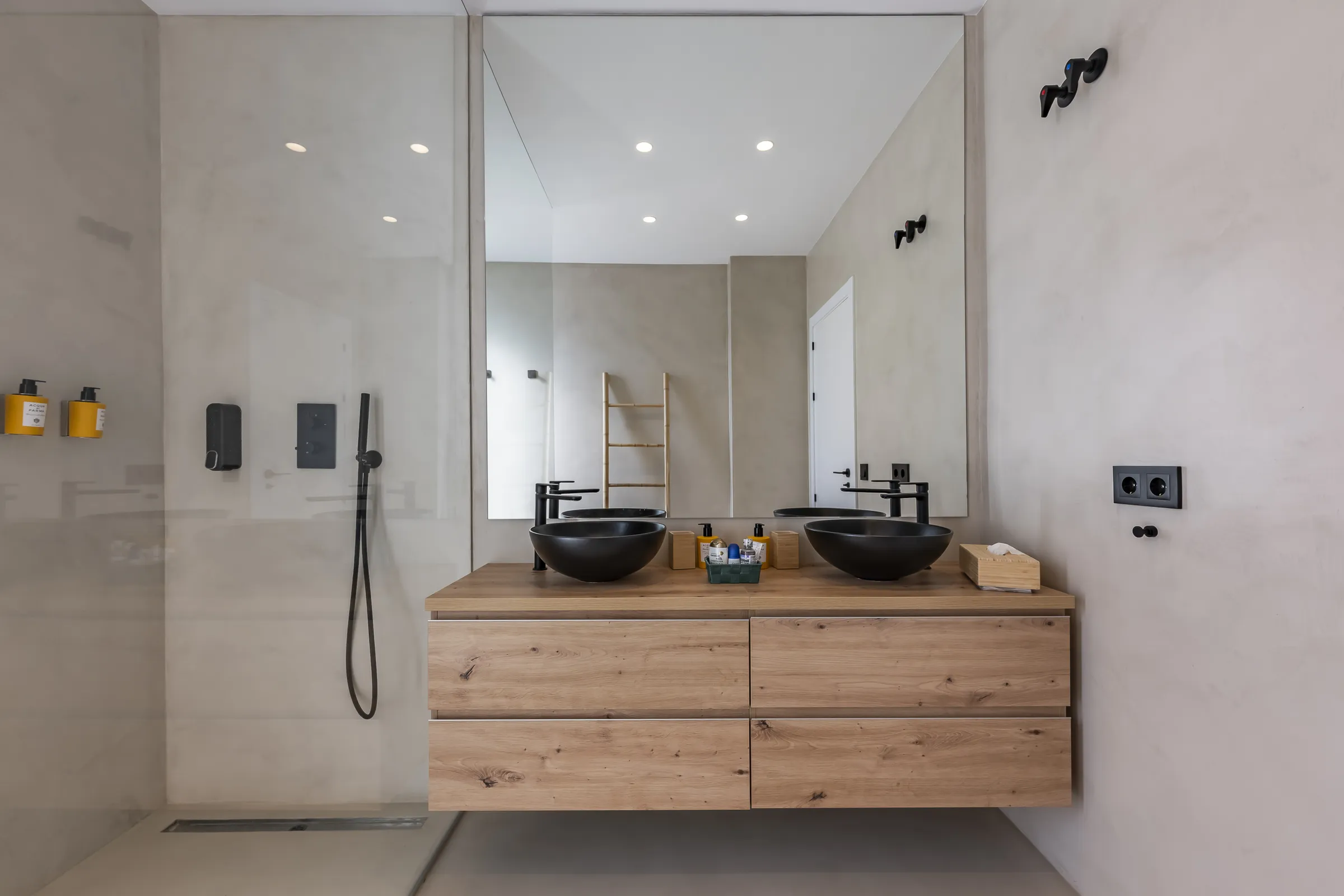 Room 1